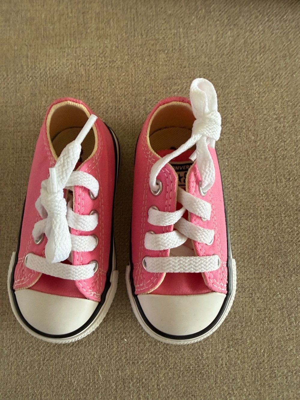 NWT Converse Baby/Toddler Pink Size 4πΈπ - Picture 2 of 4
